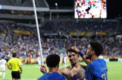 刃牙和梢江大战原视频-LOL电竞直播